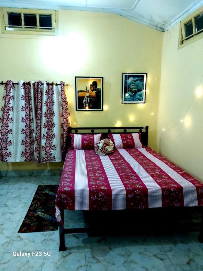 Shree Homes- Ac Delux Suite グワーハーティー エクステリア 写真